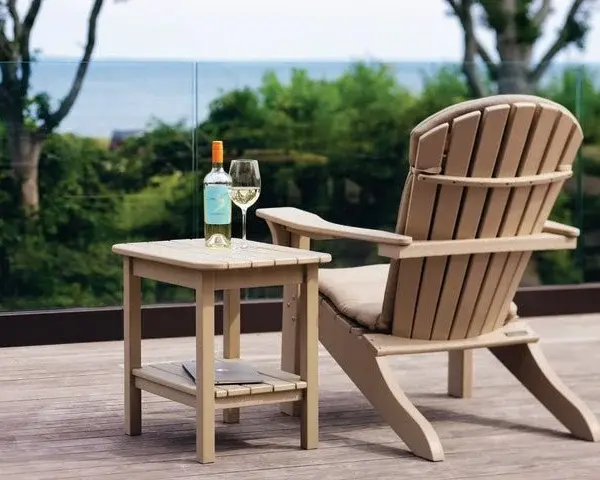Seaside Casual - WESTERLY END TABLE