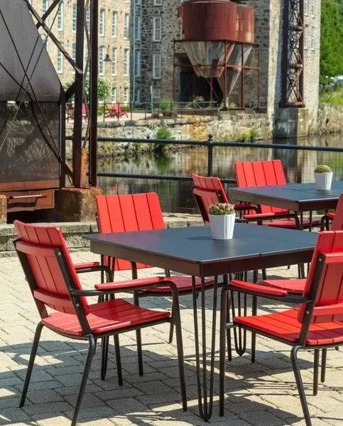 Seaside Casual - HIP SQUARE DINING TABLE
